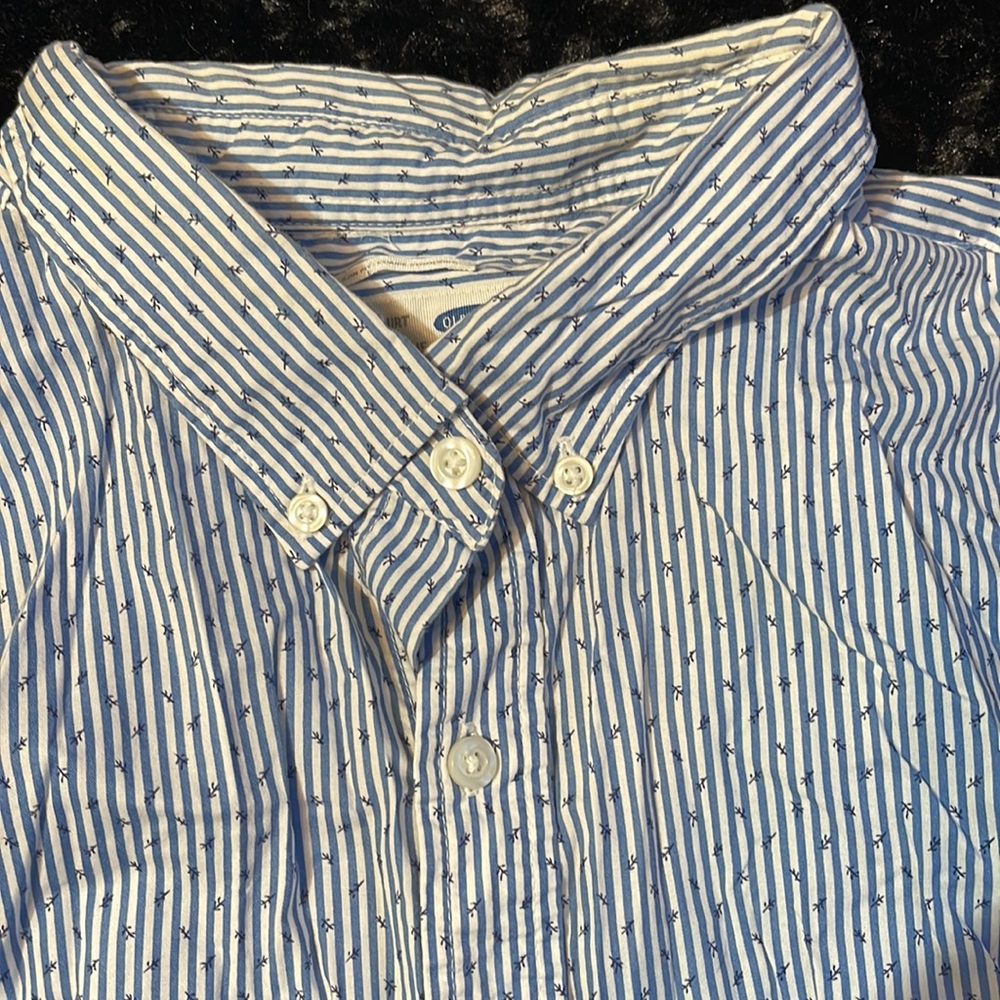 Men’s button down - Picture 2 of 4